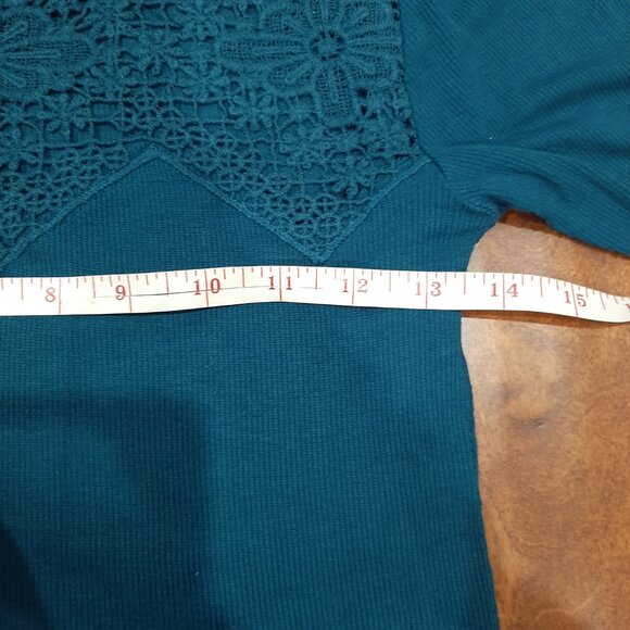 American eagle cropped ribbed crochet boho top - Picture 8 of 9